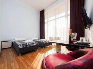 Гостиница Ниагара Фоллс Сочи Улучшенный двухместный номер с 2 отдельными кроватями-9